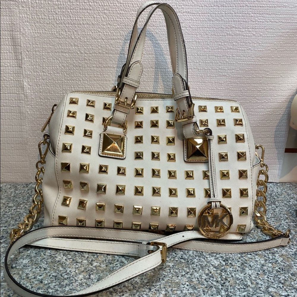 Michael Kors AP-1211 WHITE GRAYSON STUDDED purse